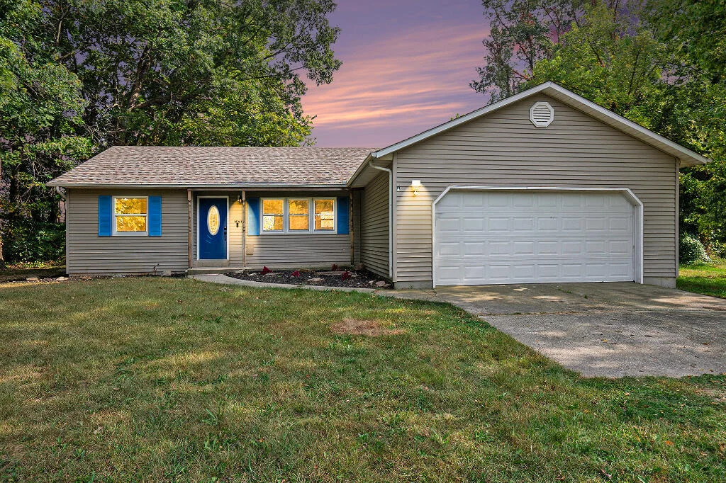 Photo of 14061 Riverside Drive