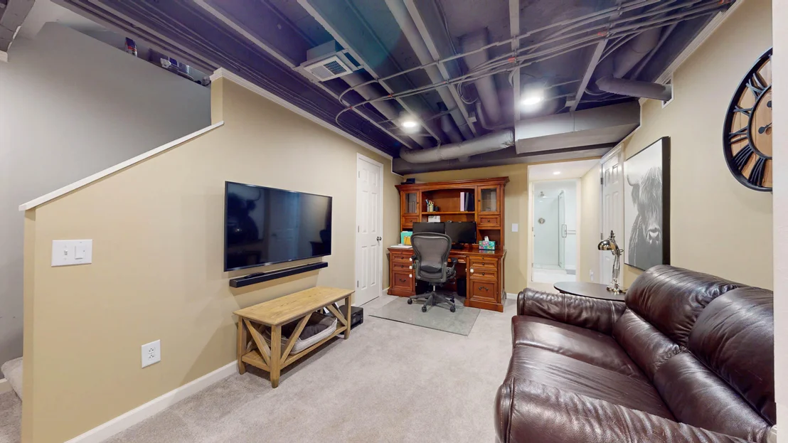 Photo of 8402 Walnut Hill