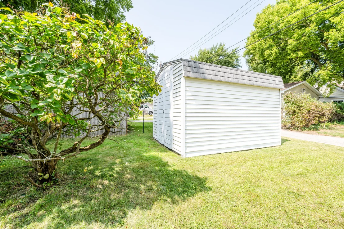 Photo of 547 Archer Avenue