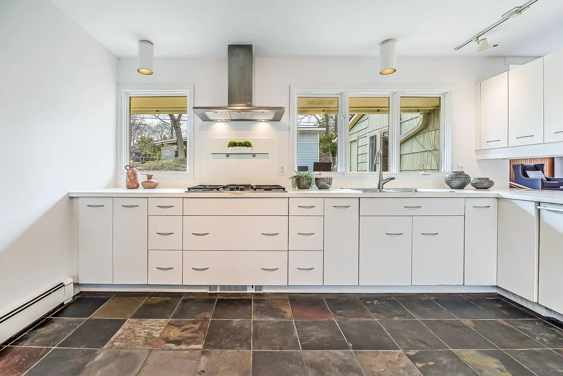 Photo of 1307 Beechwood Drive