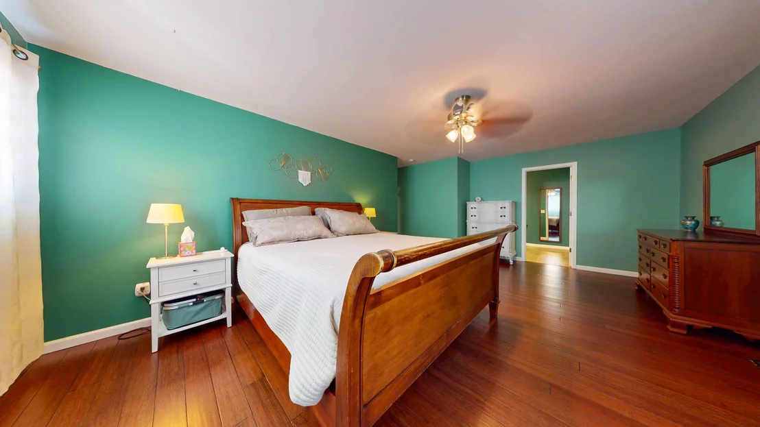 Photo of 8402 Walnut Hill