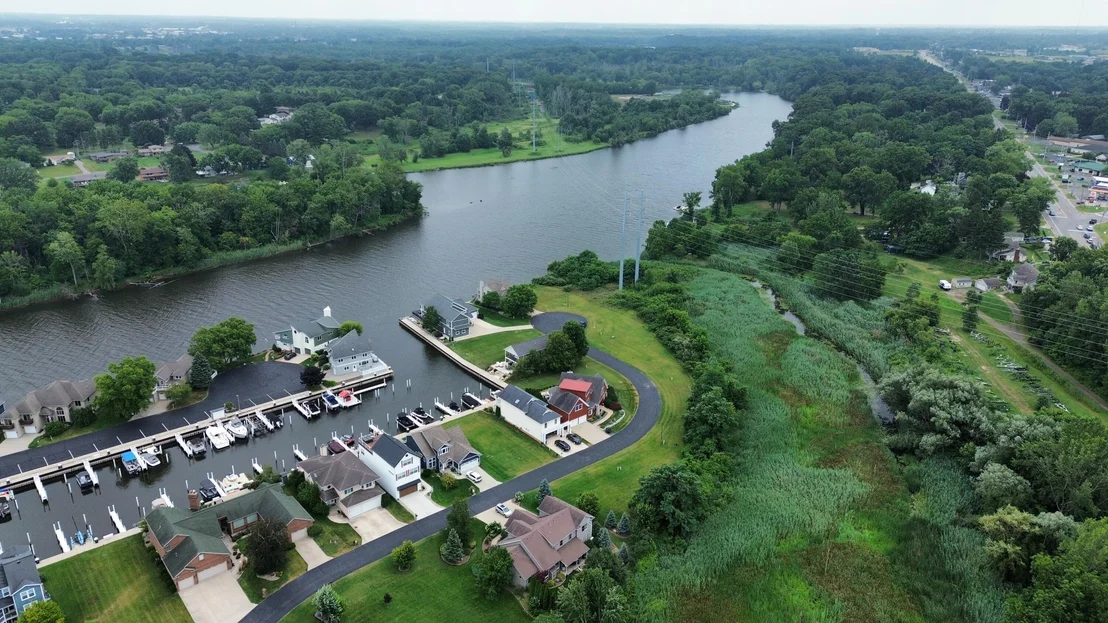 Photo of 2400 Bay Pointe Drive