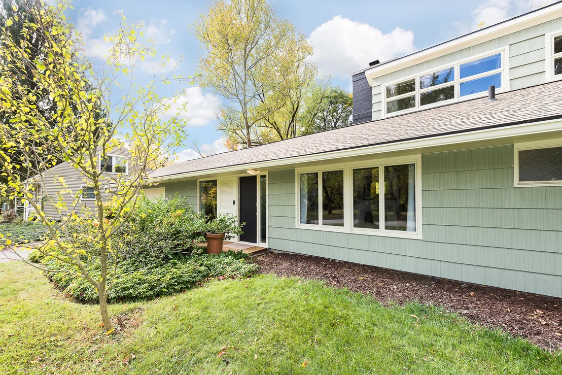 Photo of 1307 Beechwood Drive