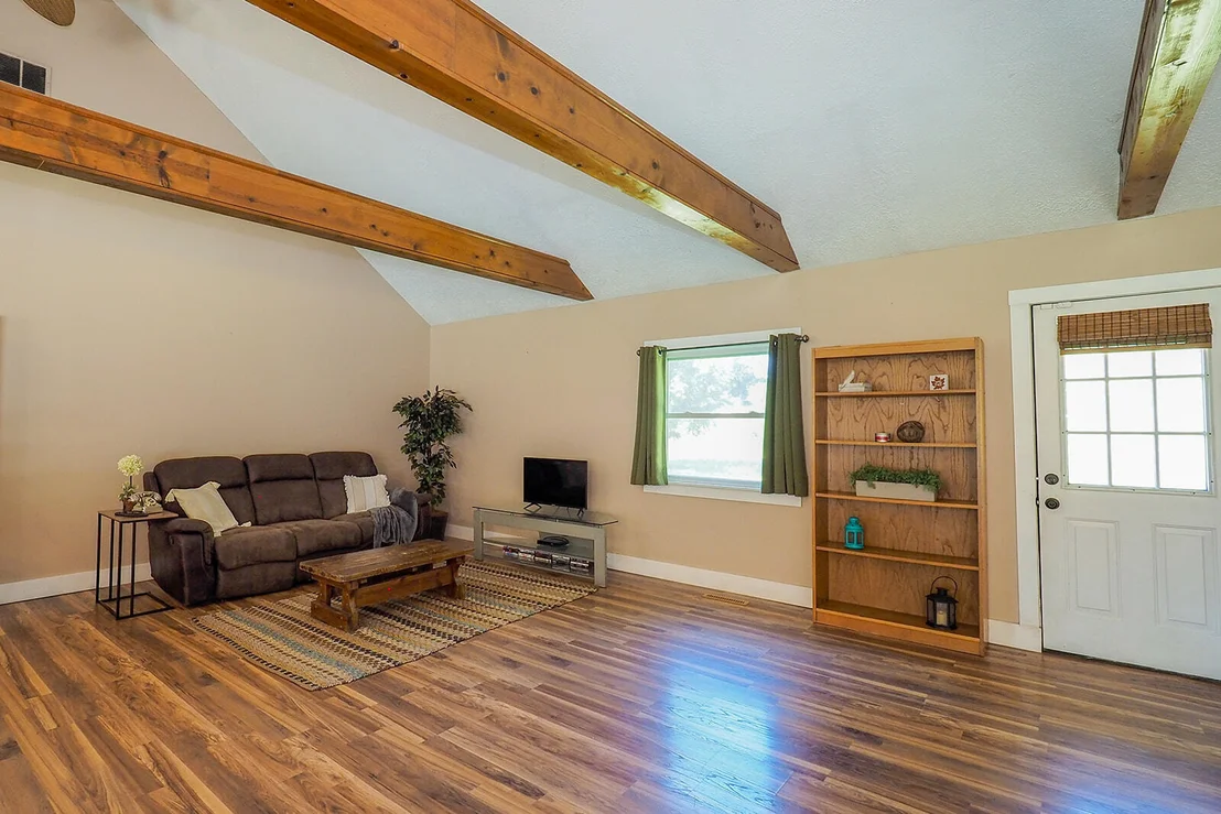 Photo of 557 W James Street