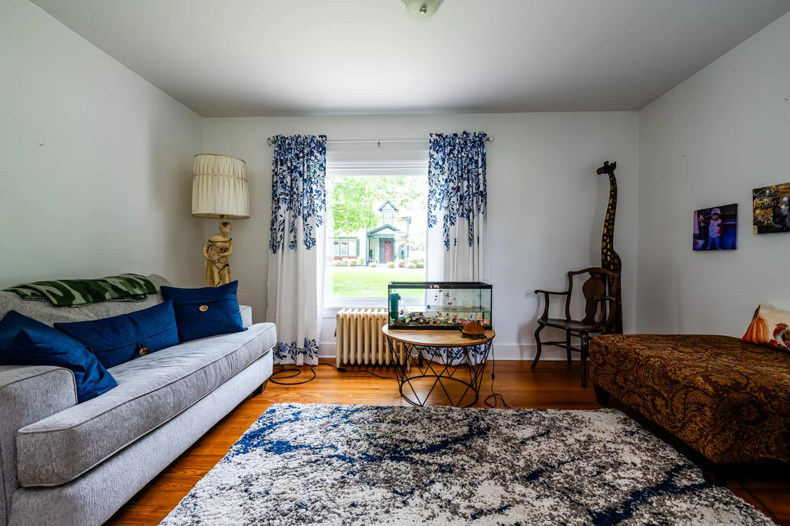 Photo of 413 W Front Street