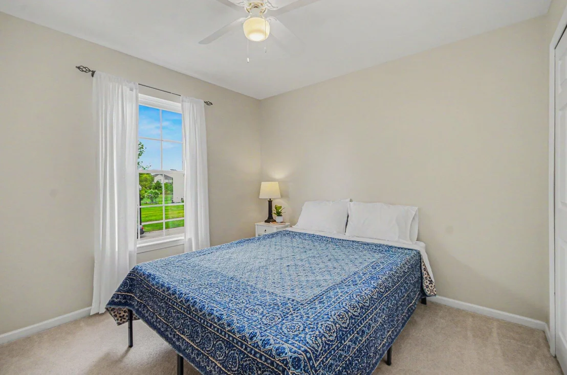 Photo of 6883 Maplelawn Drive