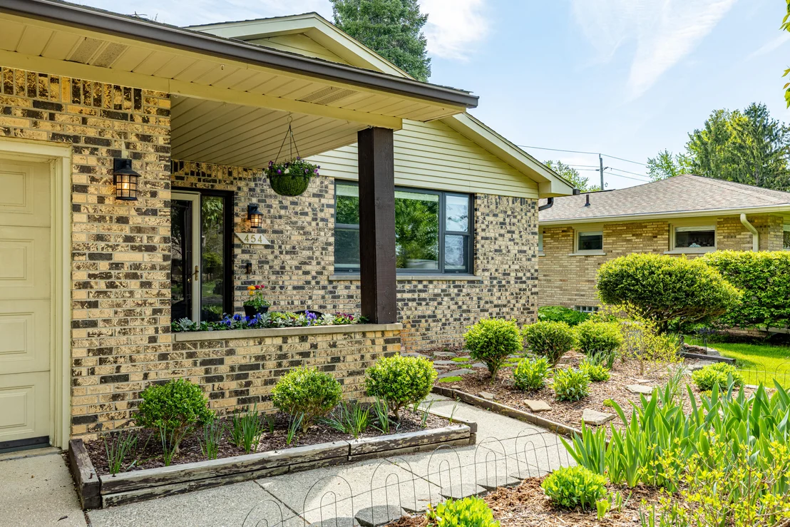 Photo of 454 Mills Road