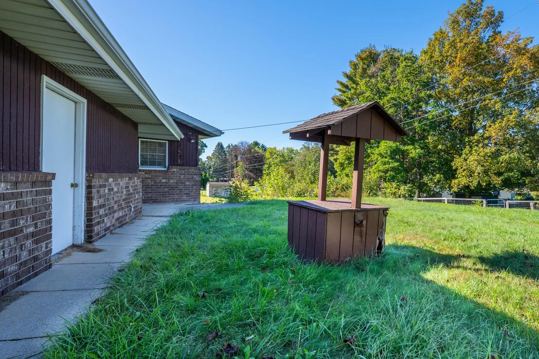 Photo of 2440 Lora Drive