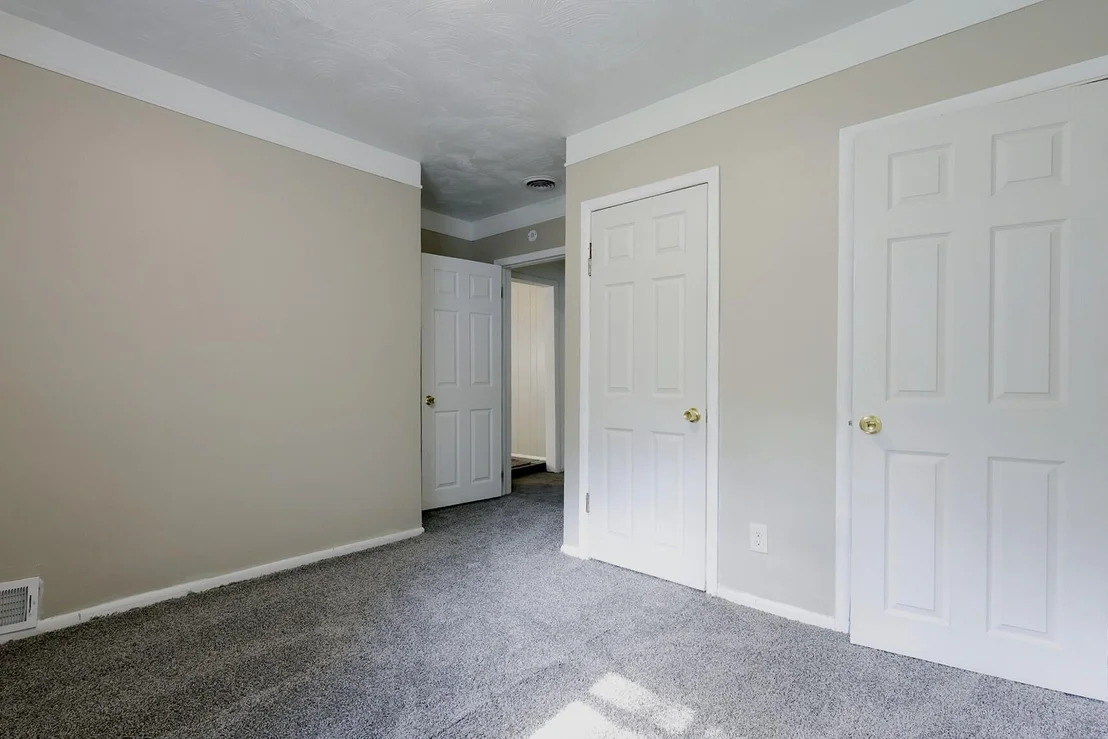 Photo of 890 Dons Drive