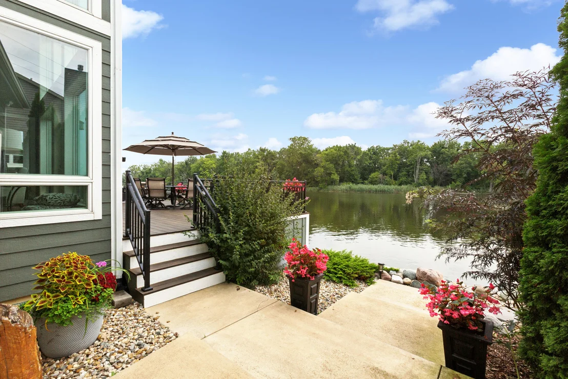 Photo of 2545 Bay Pointe Drive