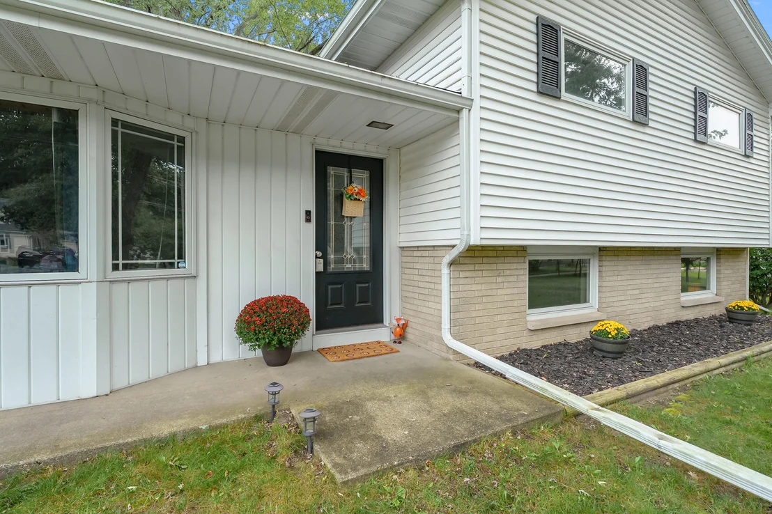 Photo of 8237 Lovers Lane