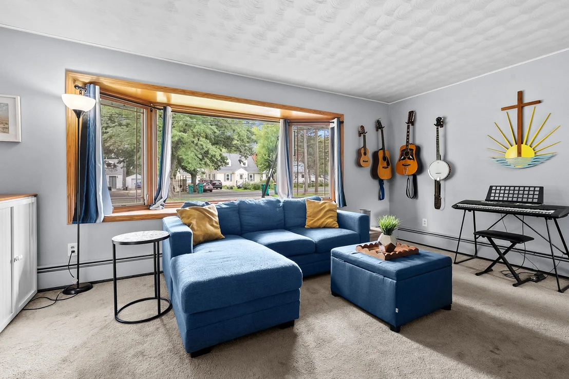 Photo of 8237 Lovers Lane