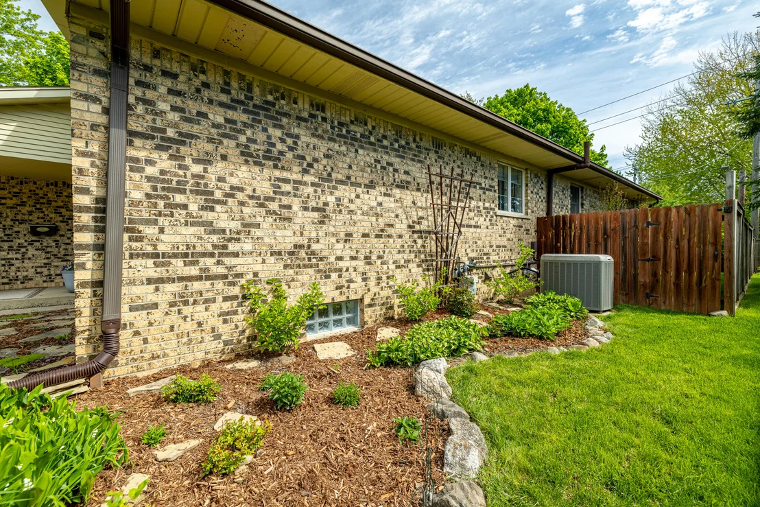 Photo of 454 Mills Road