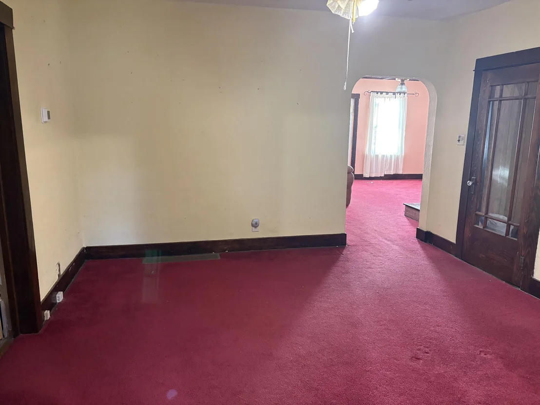 Photo of 3741 Riverside Rd