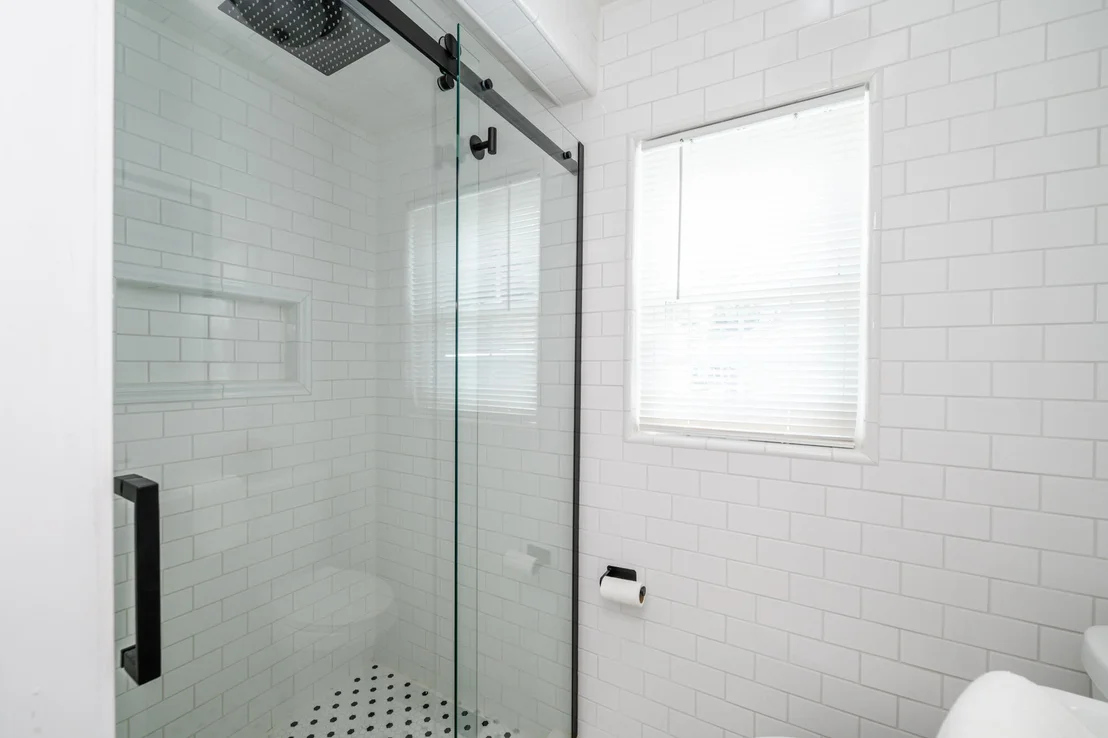 Photo of 547 Archer Avenue