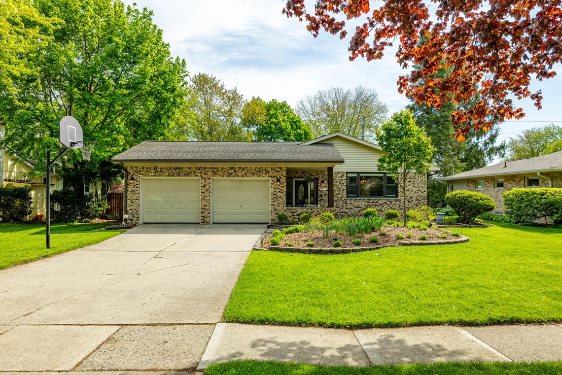 Photo of 454 Mills Road