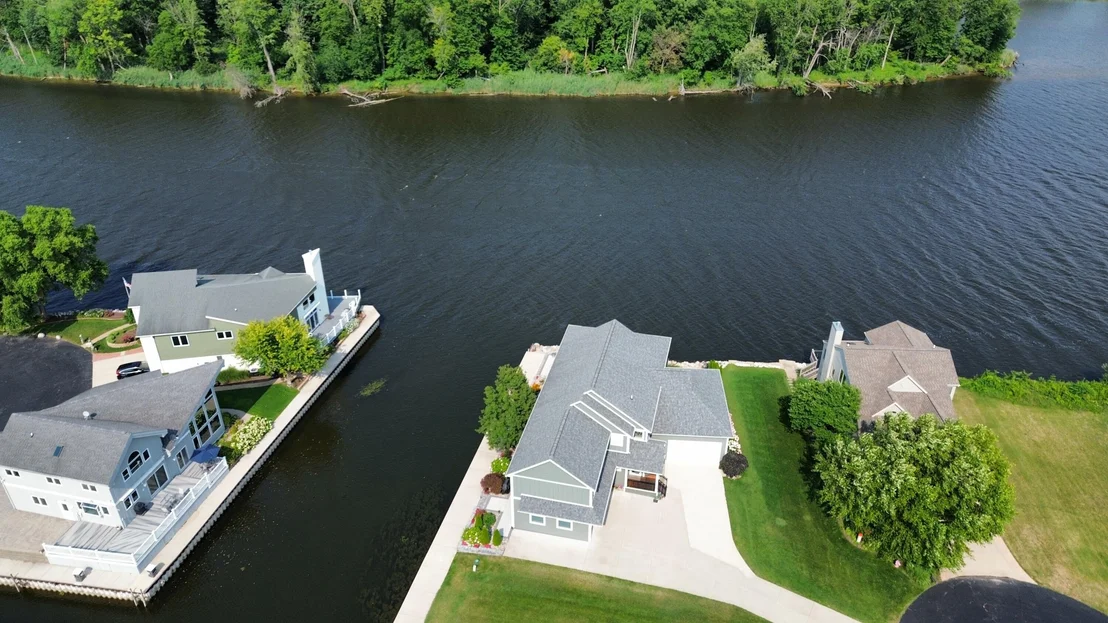Photo of 2545 Bay Pointe Drive