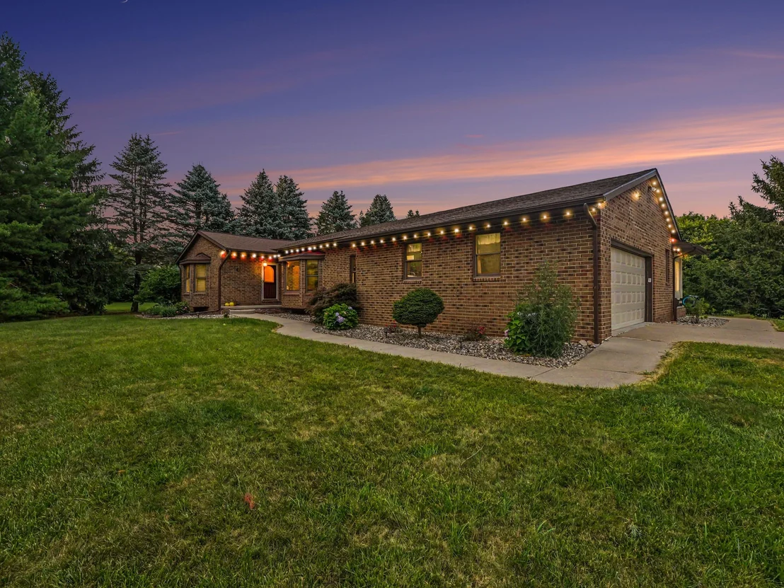 Photo of 7373 Dell Road