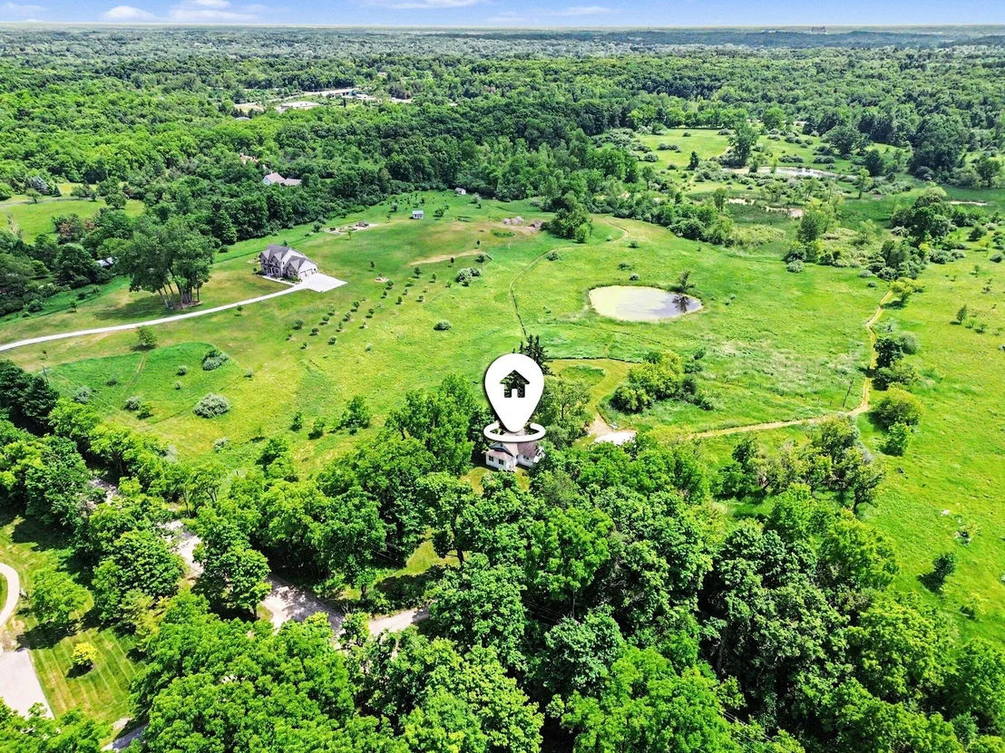 Photo of 4650 Warren Road