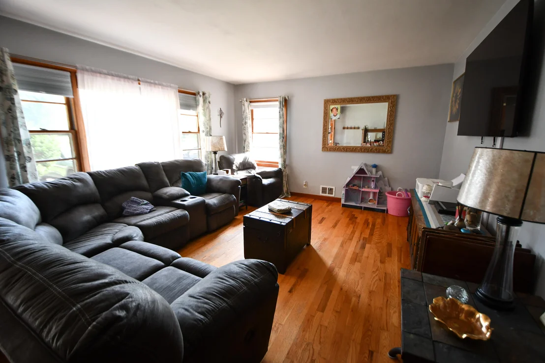 Photo of 233 Hunter Drive