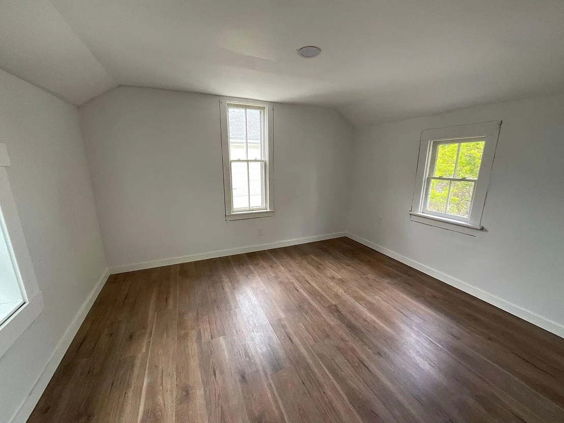 Photo of 255 High Street