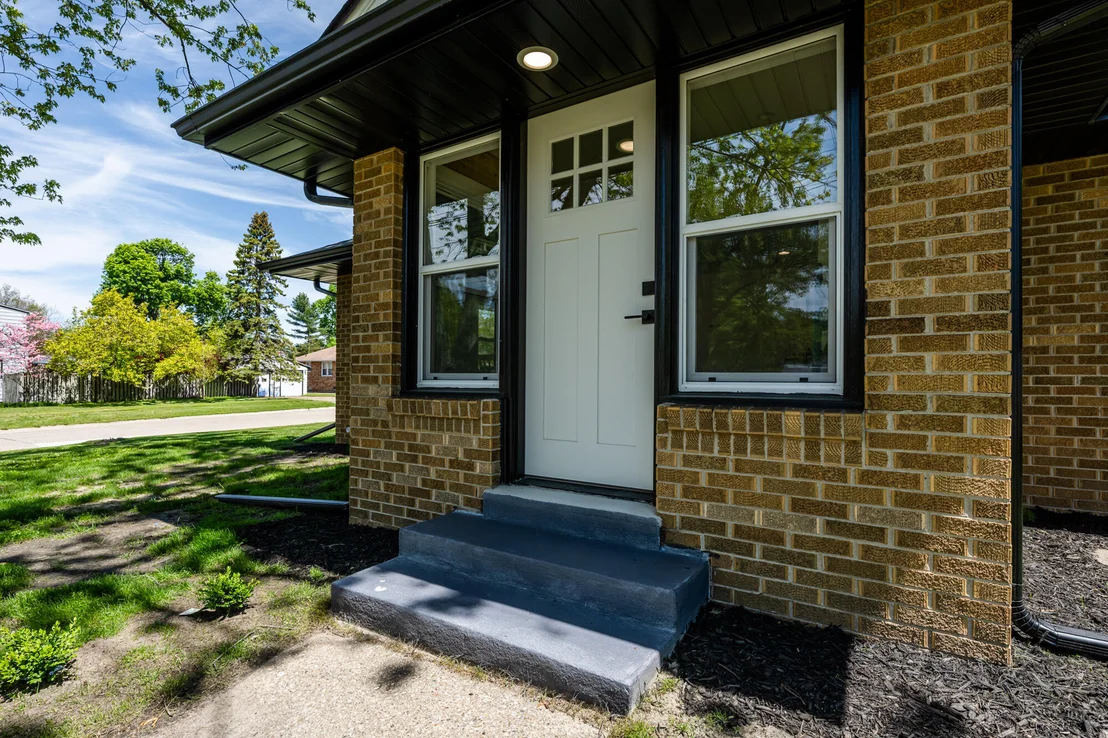 Photo of 1503 Langley Avenue
