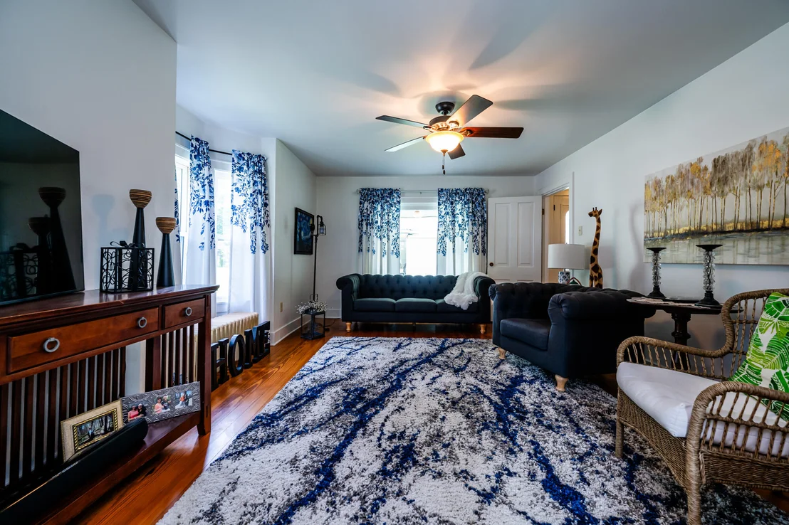 Photo of 413 W Front Street