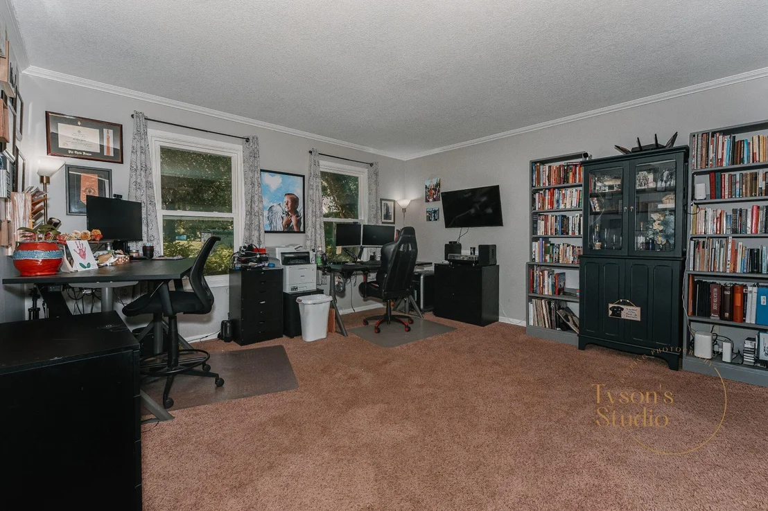 Photo of 275 Jacaranda Drive