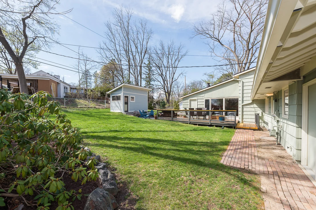 Photo of 1307 Beechwood Drive