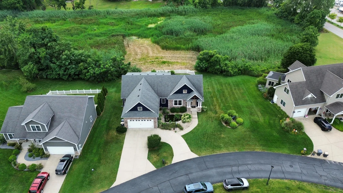 Photo of 2400 Bay Pointe Drive