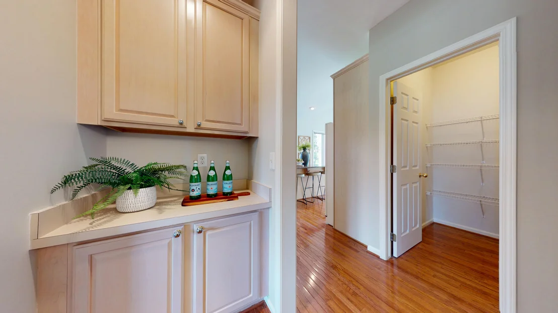 Photo of 6576 Kennesaw Road