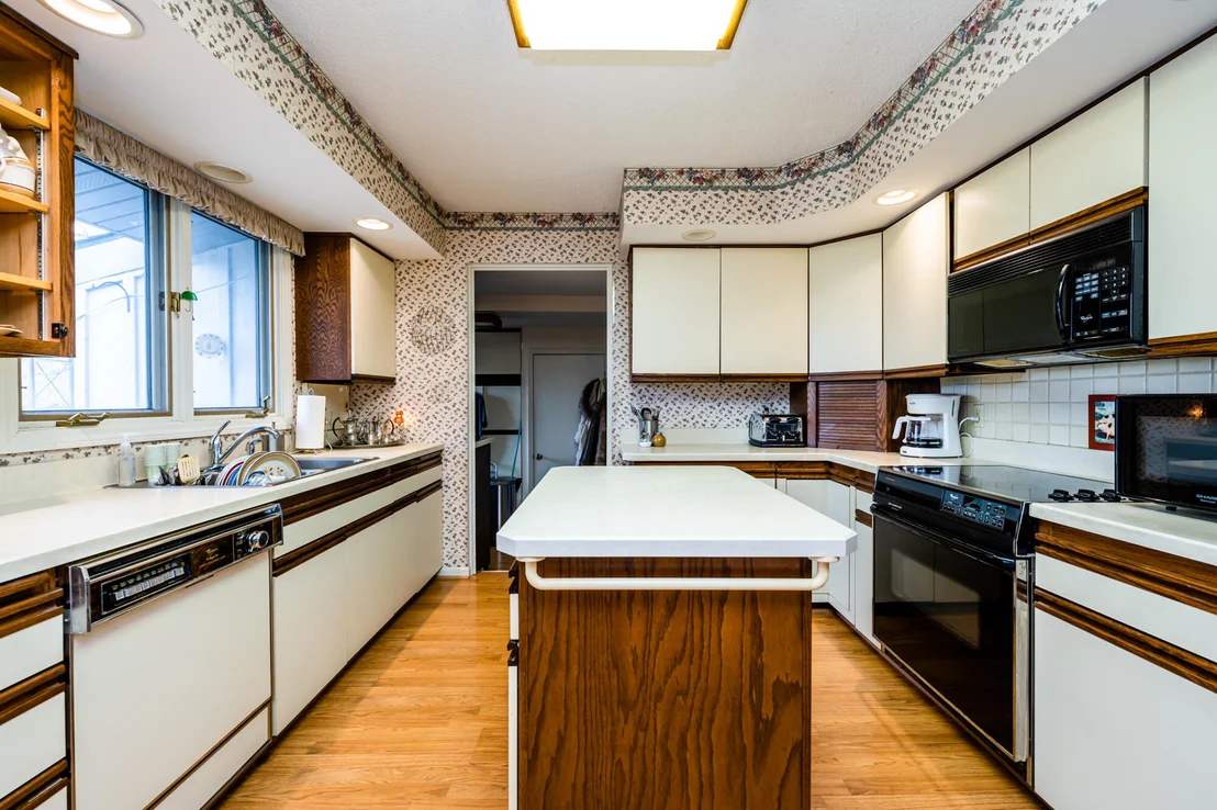 Photo of 3829 Tamarack Drive