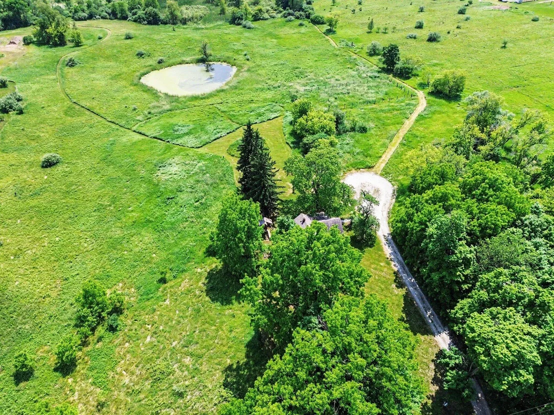 Photo of 4650 Warren Road