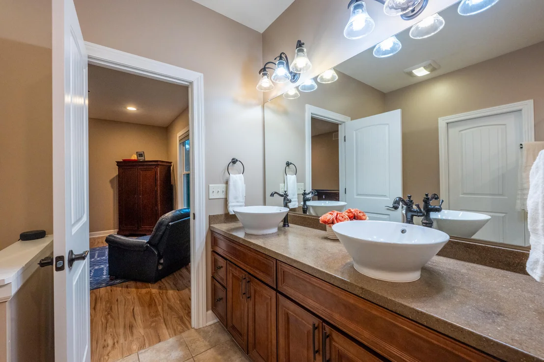 Photo of 2400 Bay Pointe Drive
