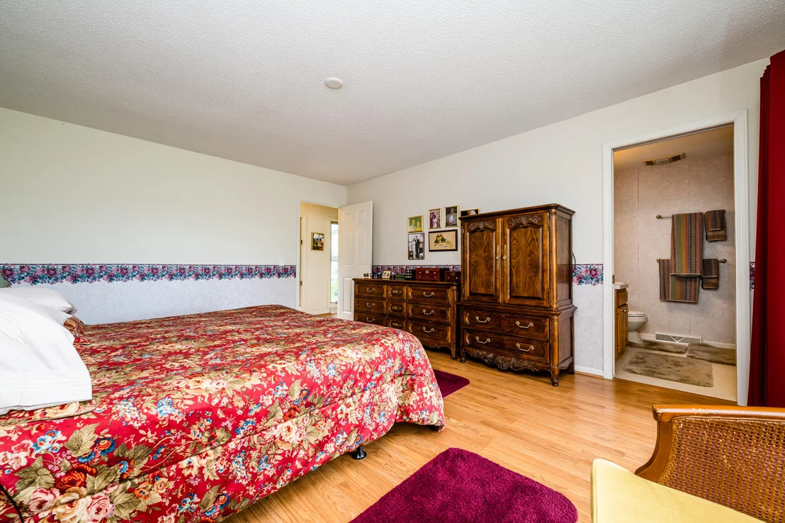 Photo of 3829 Tamarack Drive