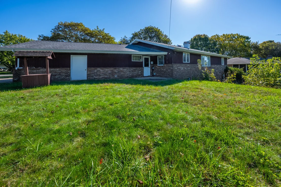 Photo of 2440 Lora Drive