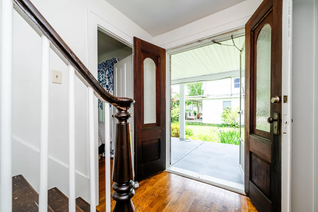 Photo of 413 W Front Street