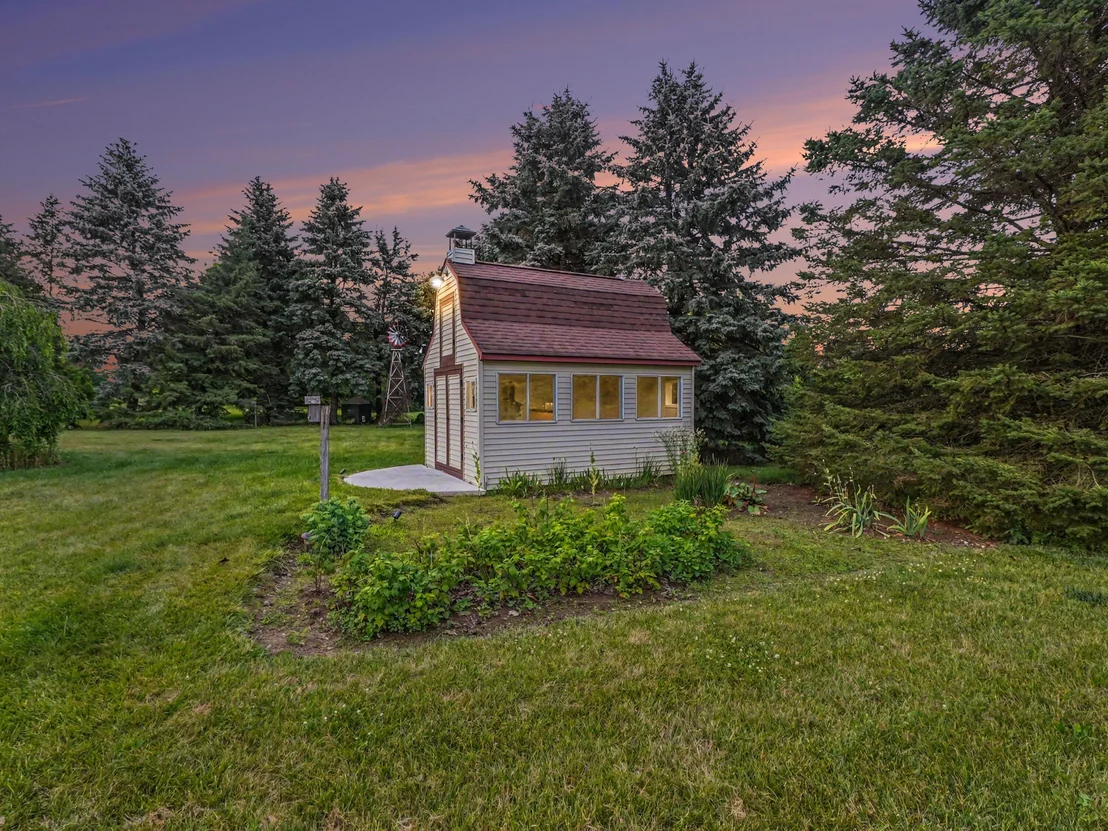 Photo of 7373 Dell Road