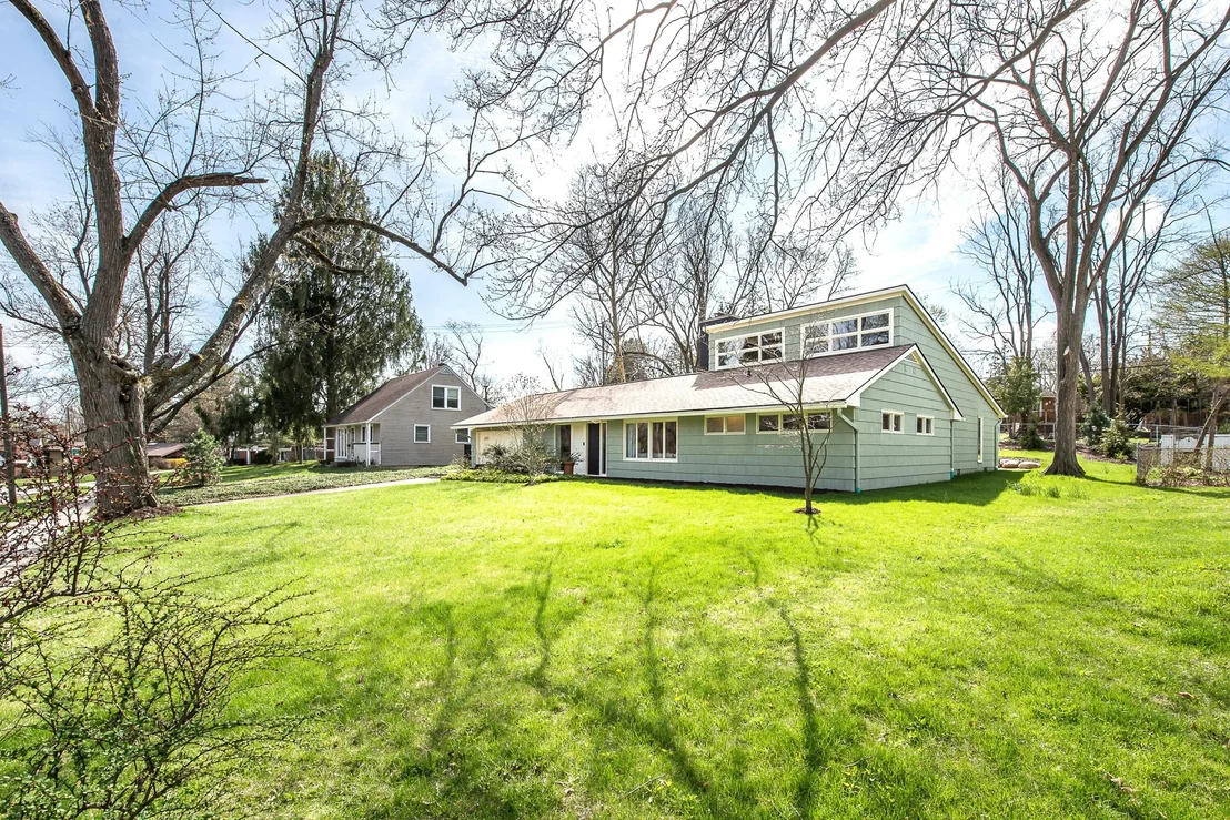 Photo of 1307 Beechwood Drive