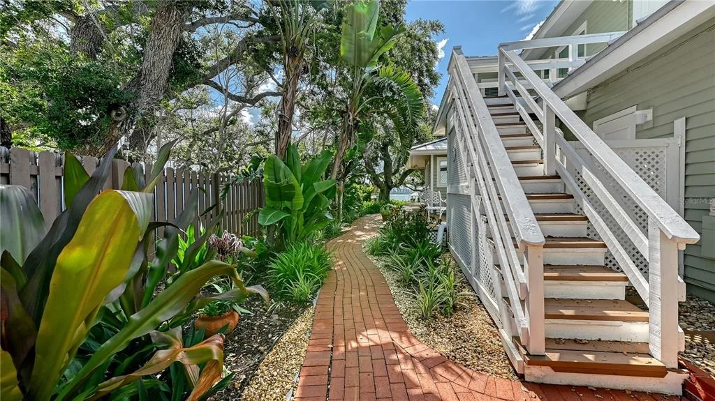 Photo of 1042 N CASEY KEY ROAD