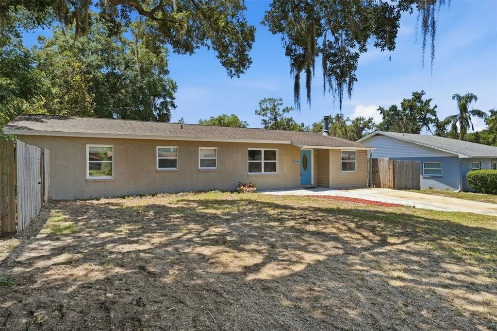 Photo of 3104 GARDEN ROAD