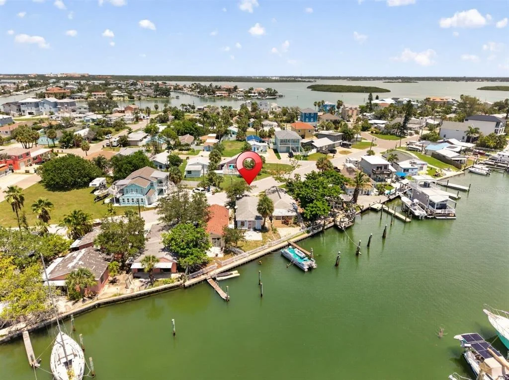 Photo of 249 BOCA CIEGA DRIVE