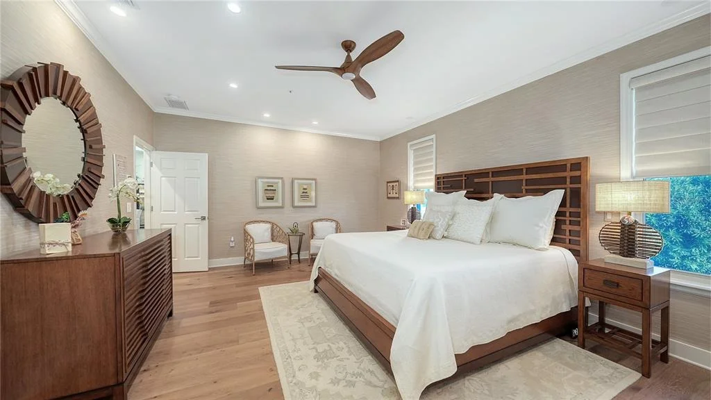 Photo of 3530 MISTLETOE LANE