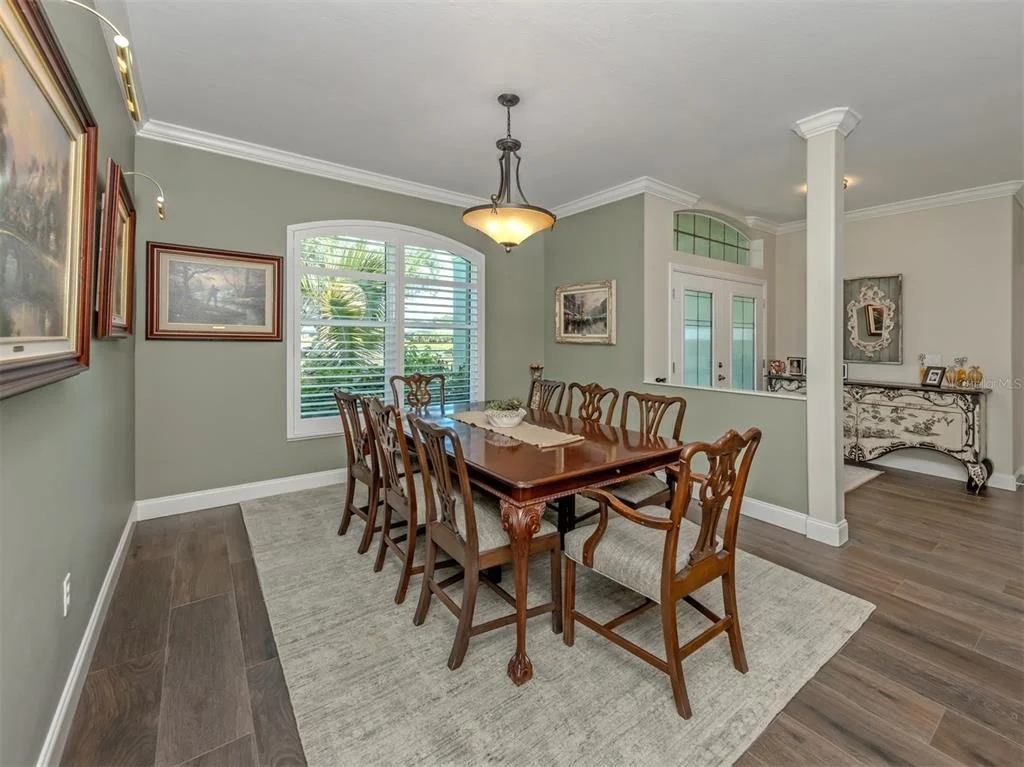 Photo of 143 WAYFOREST DRIVE