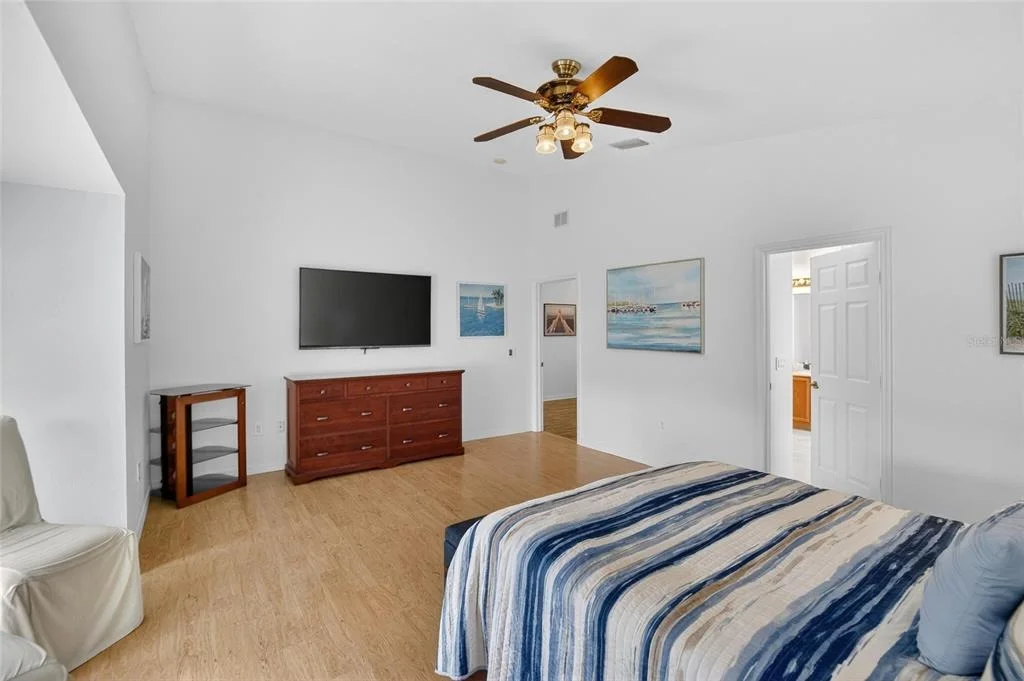 Photo of 4152 DUNMORE DRIVE