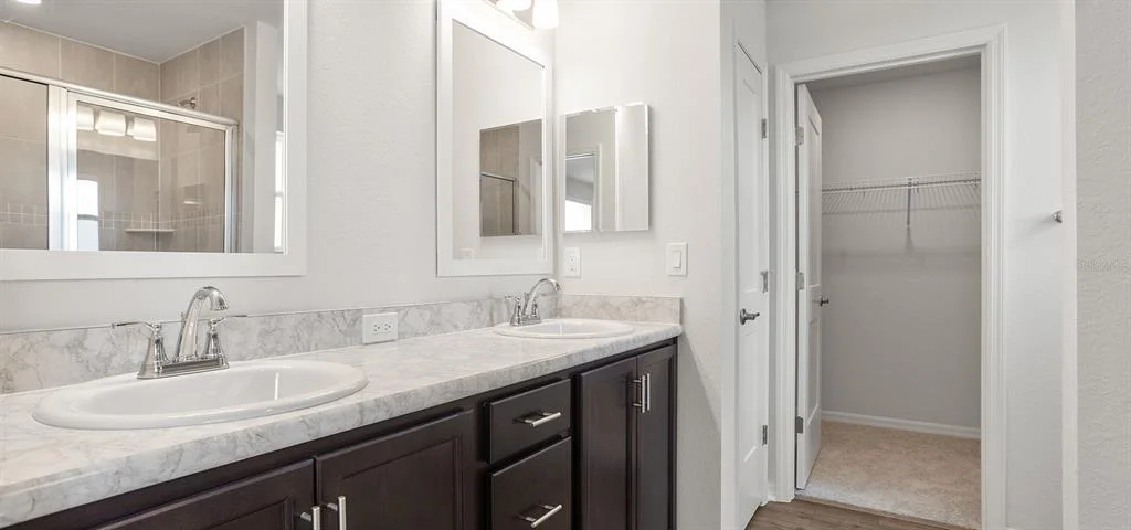 Photo of 4498 RAPALLO AVENUE E