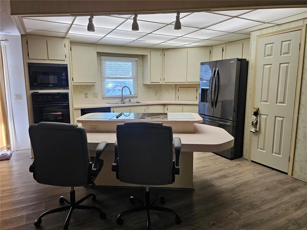 Photo of 101 DOLPHIN DRIVE N