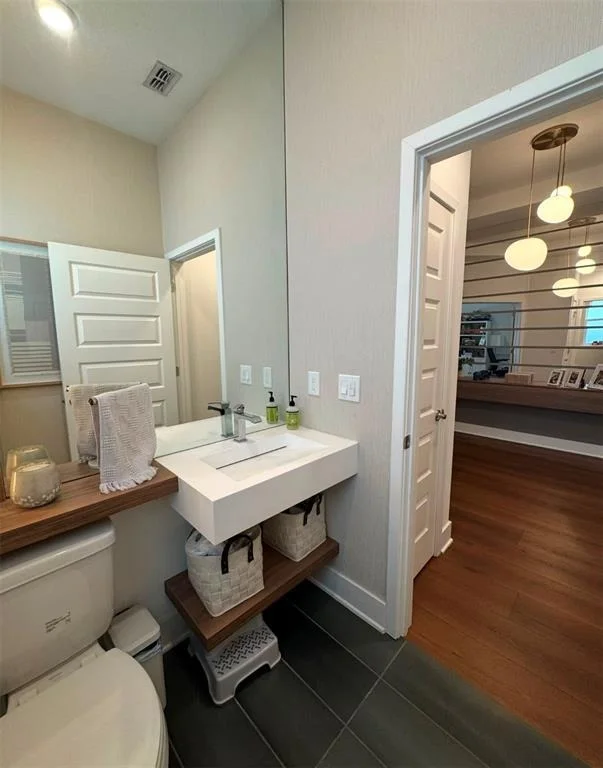 Photo of 14931 LEBEAU LOOP