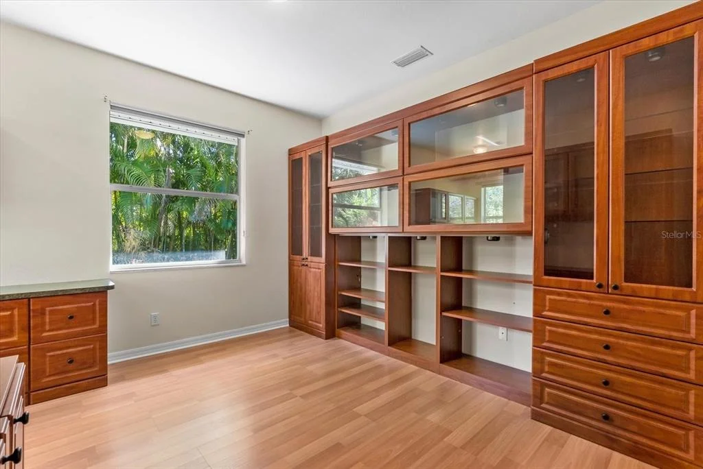 Photo of 4239 CORSO VENETIA BOULEVARD