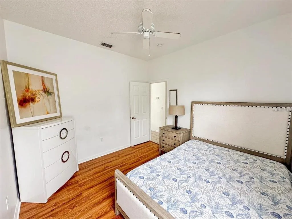 Photo of 344 GROSVENOR LOOP